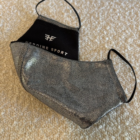 **New Heroine Sport Mask - one size /Silver - Picture 6 of 6